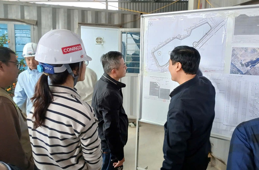 Hà Nội triển khai hàng loạt công trình khẩn cấp phòng, chống ngập úng - Ảnh 1.