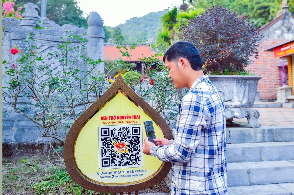 Côn Sơn - Kiếp Bạc đón hơn 16,5 vạn lượt khách những ngày đầu năm mới - Ảnh 5.