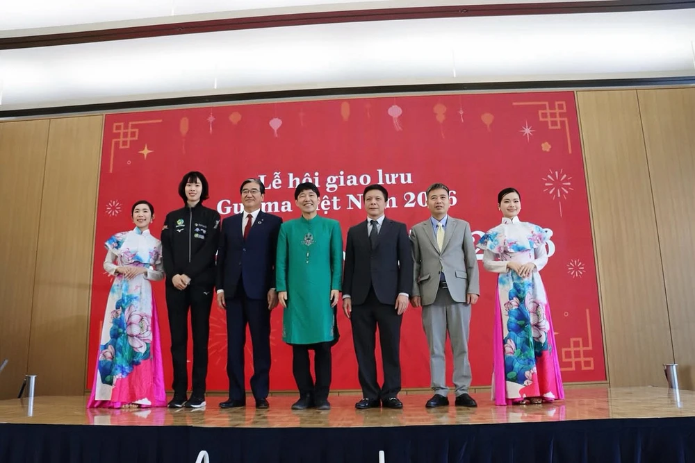 Trần Thị Thanh Thúy có hành động đầy nhân văn đầu năm mới, làm ấm lòng bao người Việt nơi phương xa - Ảnh 1.