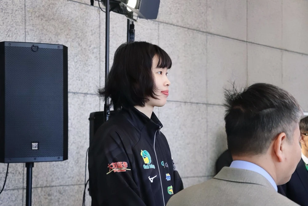 Trần Thị Thanh Thúy có hành động đầy nhân văn đầu năm mới, làm ấm lòng bao người Việt nơi phương xa - Ảnh 4.