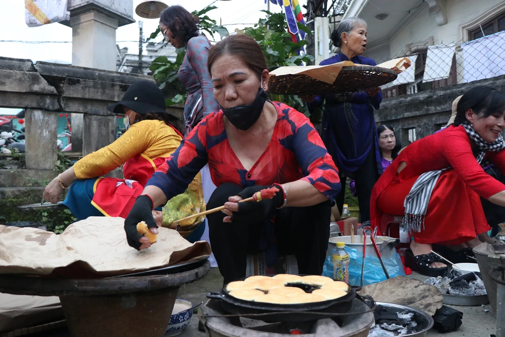 Phố cổ Bao Vinh “thức giấc” trong sắc Tết - Ảnh 7.