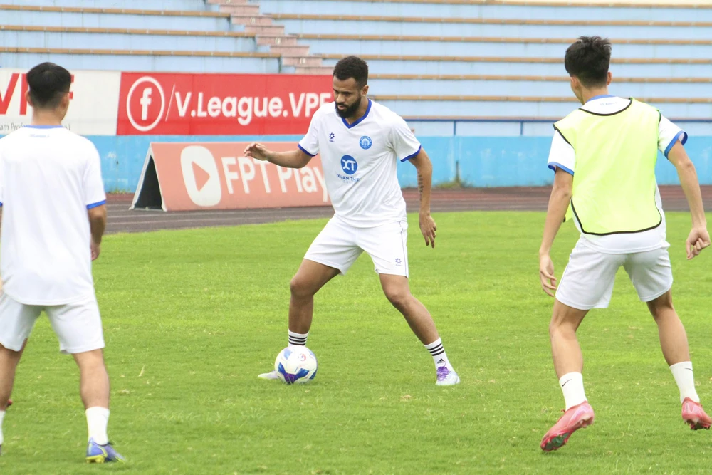 Tin nóng bóng đá Việt Nam hôm nay 23/2: Đội tuyển Việt Nam gặp Bangladesh tại sân Hàng Đẫy; Ninh Bình thắng Thanh Niên TP.HCM 3-0 - Ảnh 3.