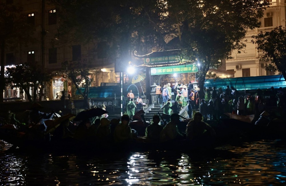 Khai hội Chùa Hương: Đổi mới quản trị, nâng tầm lễ hội quốc gia - Ảnh 5.