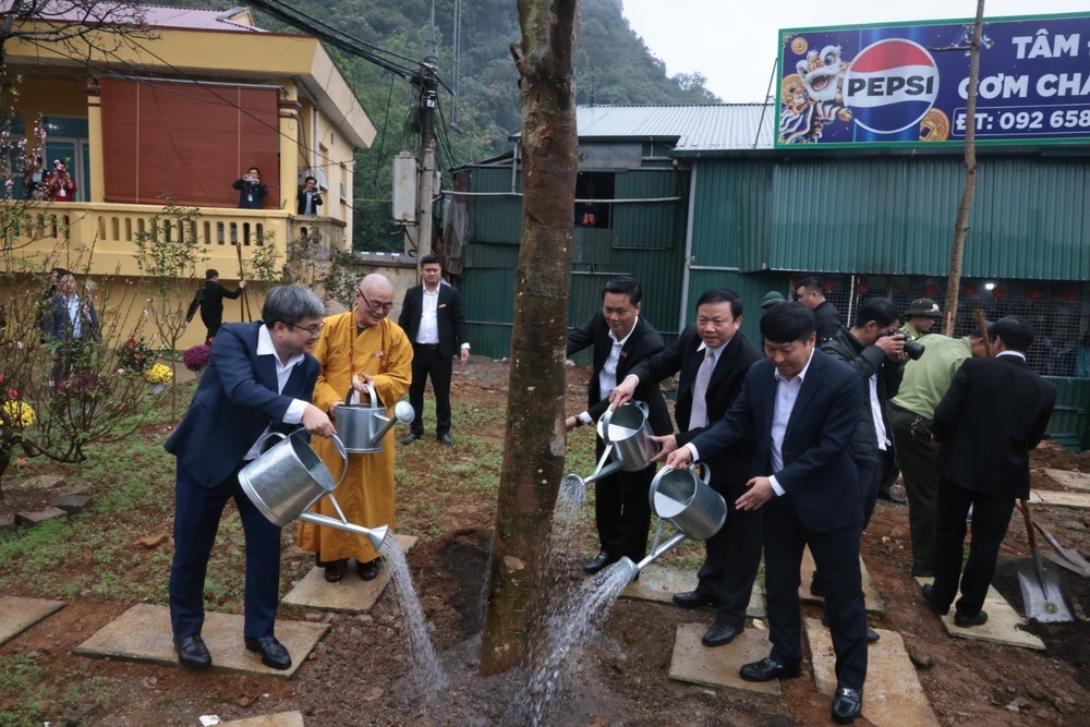 Khai hội chùa Hương 2026 - Ảnh 3.