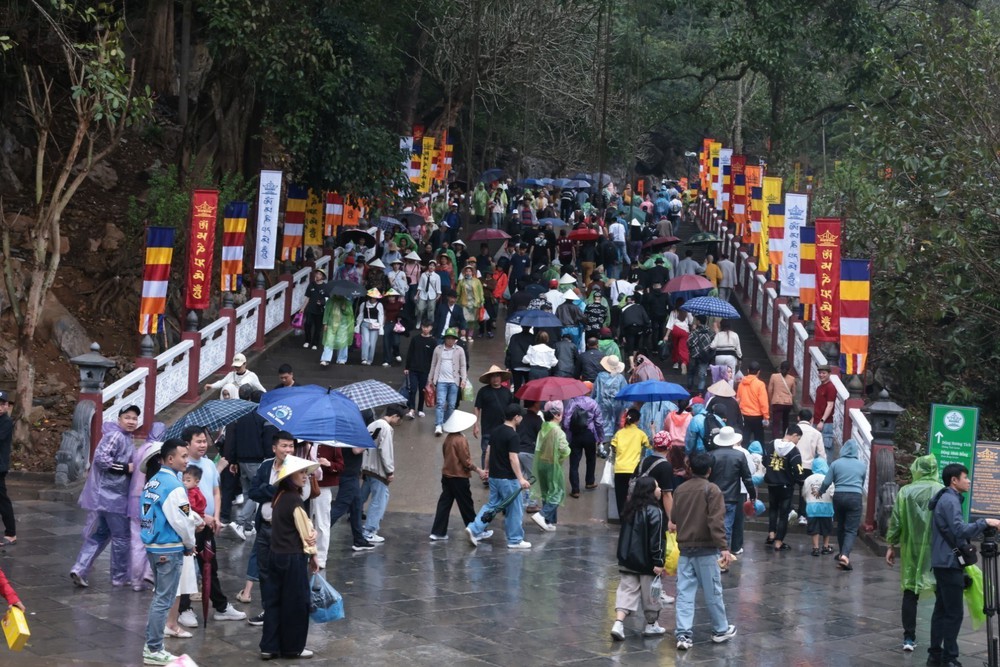 Khai hội chùa Hương 2026 - Ảnh 11.