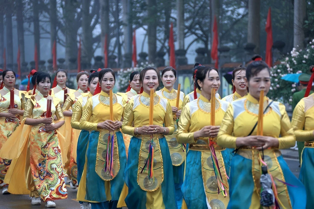 Lễ kỷ niệm 1.986 năm Khởi nghĩa Hai Bà Trưng và khai mạc Lễ hội đền Hai Bà Trưng năm 2026 - Ảnh 14.