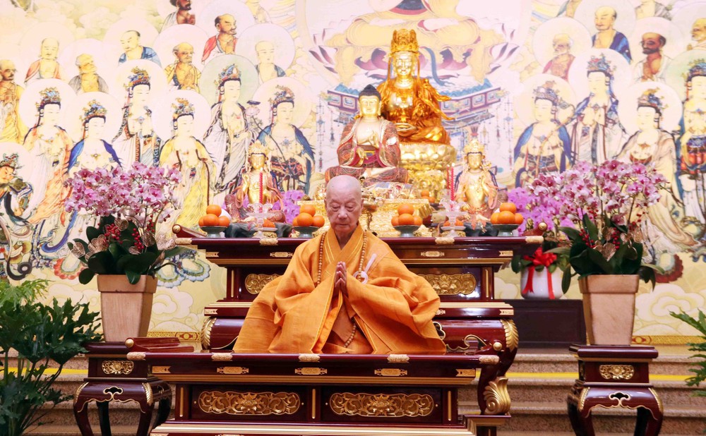 Trang nghiêm lễ cầu nguyện quốc thái dân an và tưởng niệm nạn nhân đại dịch COVID-19 - Ảnh 3.