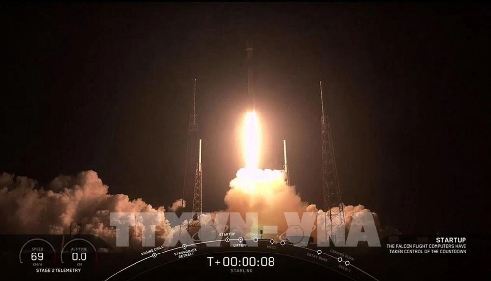 Việt Nam triển khai 4 trạm mặt đất Starlink: Giá cước thuê bao ra sao? - Ảnh 2. Việt Nam triển khai 4 trạm mặt đất Starlink: Giá cước thuê bao ra sao? - Ảnh 2.