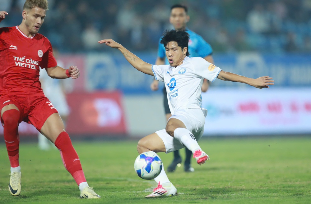 Đá bù vòng 10 LPBank V-League 2025/26: V-League “khai Xuân” - Ảnh 1. Đá bù vòng 10 LPBank V-League 2025/26: V-League “khai Xuân” - Ảnh 1.