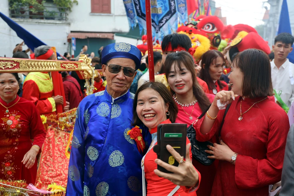 Lễ hội Tiên Công: Nét văn hóa riêng có của cư dân vùng cửa sông Bạch Đằng - Ảnh 7. Lễ hội Tiên Công: Nét văn hóa riêng có của cư dân vùng cửa sông Bạch Đằng - Ảnh 7.