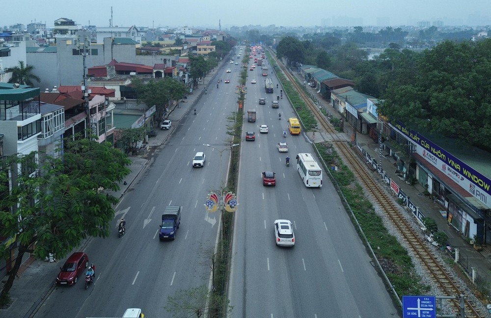 Giao thông Hà Nội thuận lợi trong ngày đầu làm việc sau nghỉ Tết - Ảnh 1. Giao thông Hà Nội thuận lợi trong ngày đầu làm việc sau nghỉ Tết - Ảnh 1.