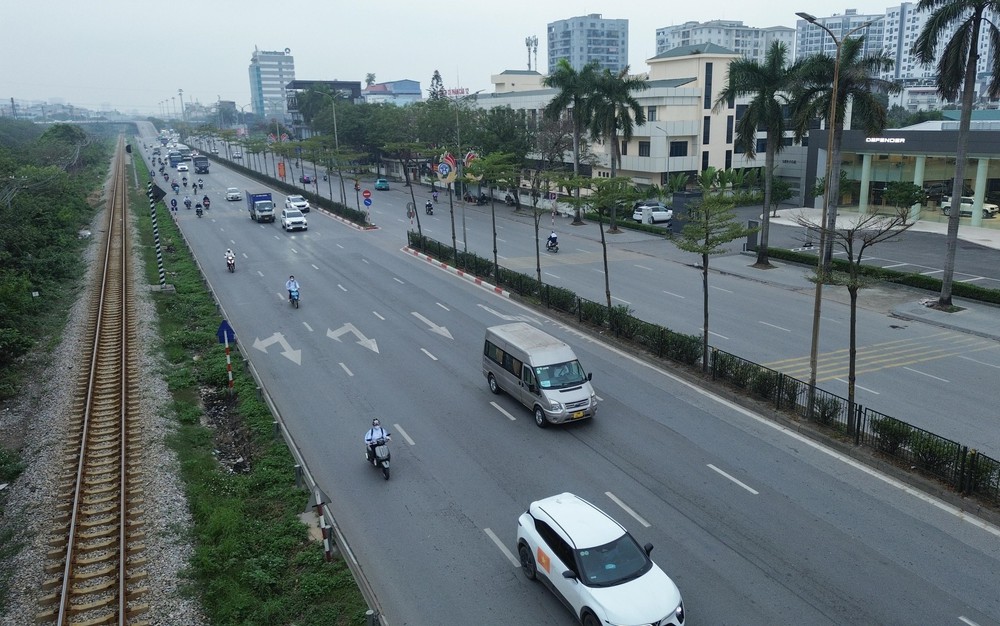 Giao thông Hà Nội thuận lợi trong ngày đầu làm việc sau nghỉ Tết - Ảnh 2. Giao thông Hà Nội thuận lợi trong ngày đầu làm việc sau nghỉ Tết - Ảnh 2.