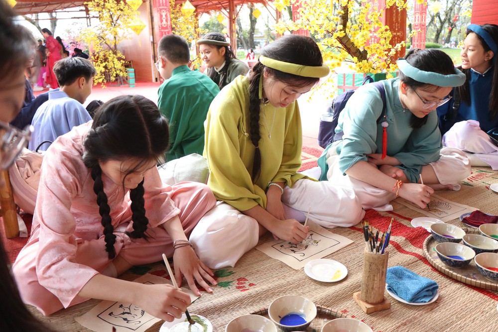 Đánh thức di sản Cố đô từ sức mạnh cộng đồng - Ảnh 3.