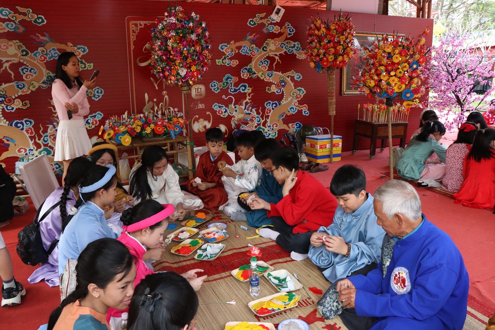 Đánh thức di sản Cố đô từ sức mạnh cộng đồng - Ảnh 8.