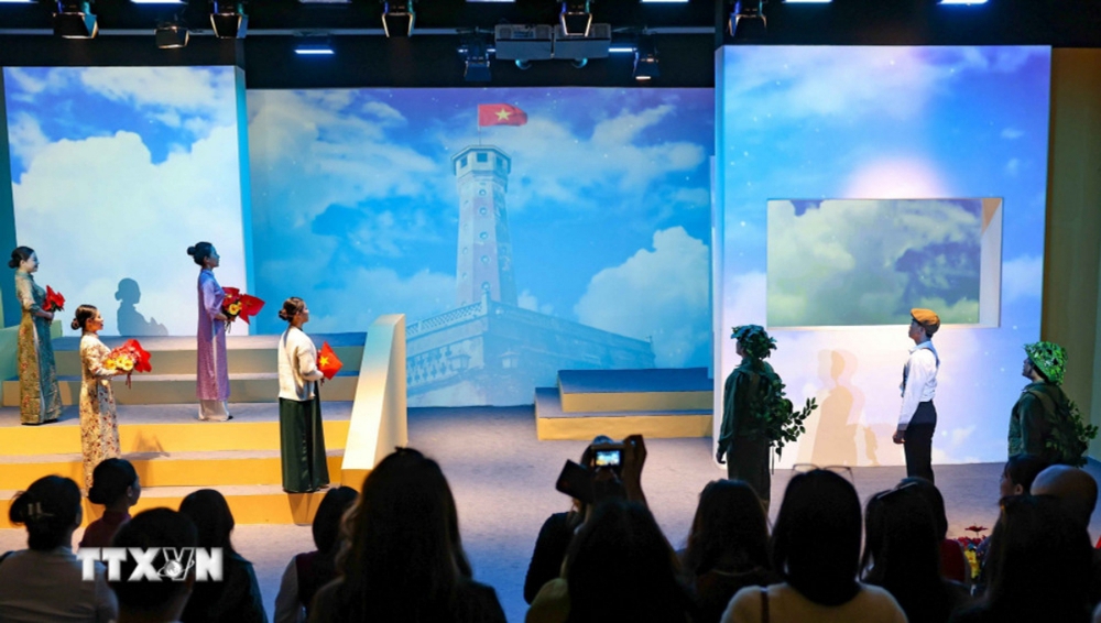 Khi chuyển đổi số trở thành hạ tầng tăng trưởng du lịch di sản của Hà Nội - Ảnh 3. Khi chuyển đổi số trở thành hạ tầng tăng trưởng du lịch di sản của Hà Nội - Ảnh 3.