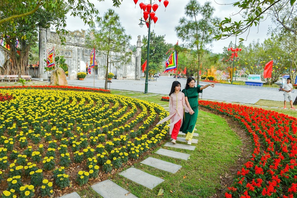 Lễ hội Xuân Yên Tử 2026: Lan tỏa giá trị di sản thế giới - Ảnh 3. Lễ hội Xuân Yên Tử 2026: Lan tỏa giá trị di sản thế giới - Ảnh 3.