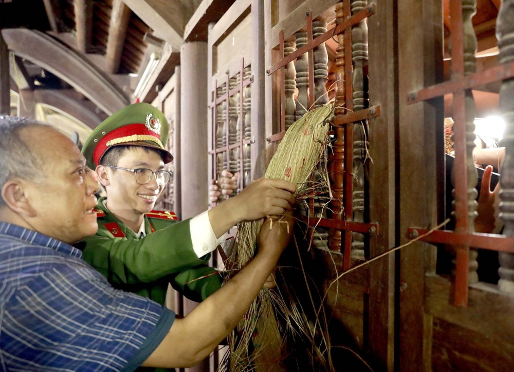  Lễ hội Đúc Bụt “xé chiếu” cầu lộc đầu xuân ở Phú Thọ - Ảnh 8.