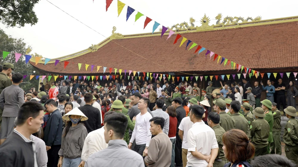  Lễ hội Đúc Bụt “xé chiếu” cầu lộc đầu xuân ở Phú Thọ - Ảnh 13.