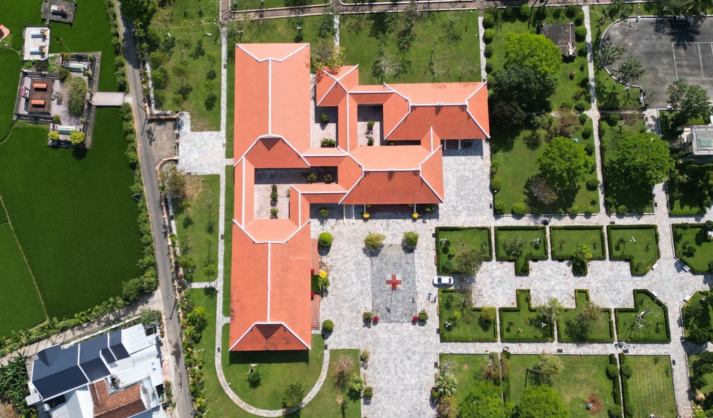 Mùa Xuân ở Khu lưu niệm cố Thủ tướng Phạm Văn Đồng tại Quảng Ngãi - Ảnh 2.