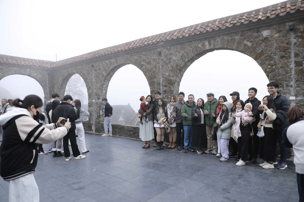 Du Xuân Đất Tổ: Một hành trình, nhiều điểm đến hấp dẫn - Ảnh 4.