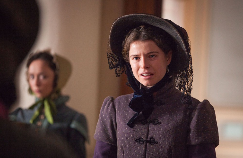 Jessie Buckley: Từ sân khấu tài năng đến ngôi sao điện ảnh hàng đầu - Ảnh 4. Jessie Buckley: Từ sân khấu tài năng đến ngôi sao điện ảnh hàng đầu - Ảnh 4.