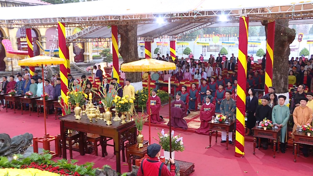 Thiêng liêng Lễ dâng hương Khai xuân Bính Ngọ tại Hoàng thành Thăng Long - Ảnh 5. Thiêng liêng Lễ dâng hương Khai xuân Bính Ngọ tại Hoàng thành Thăng Long - Ảnh 5.