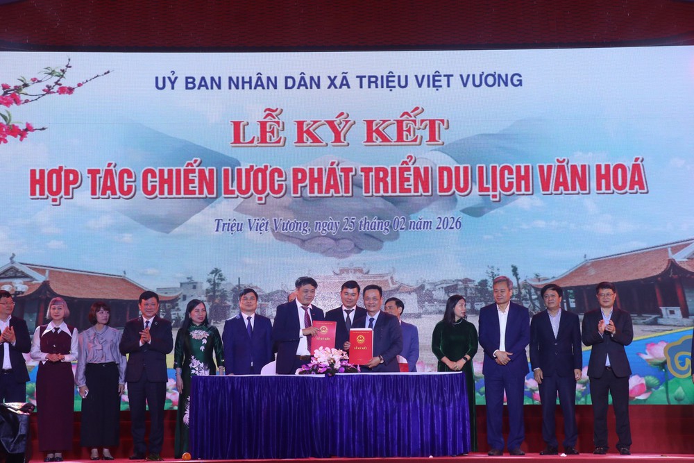 Hưng Yên: Khai mạc Lễ hội Đền thờ Triệu Việt Vương năm 2026 - Ảnh 5. Hưng Yên: Khai mạc Lễ hội Đền thờ Triệu Việt Vương năm 2026 - Ảnh 5.