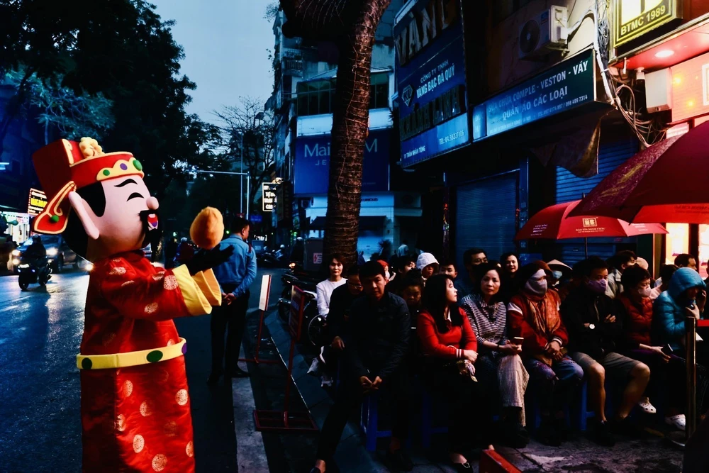 Mua vàng cầu may “Ngày vía Thần Tài” 2026 - Ảnh 2. Mua vàng cầu may “Ngày vía Thần Tài” 2026 - Ảnh 2.