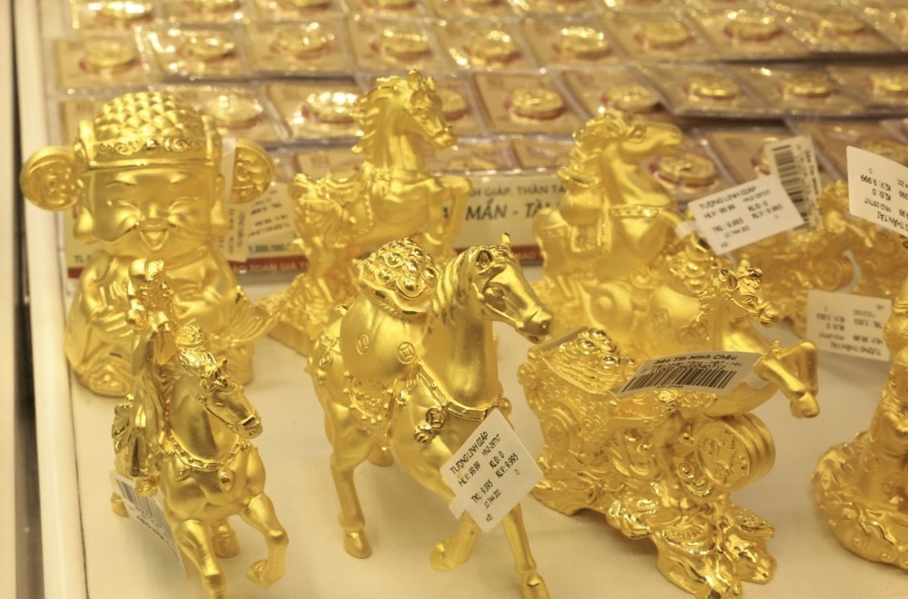 Ngày Vía Thần Tài: Mở cửa giao dịch giá vàng miếng giảm 300 nghìn đồng/lượng - Ảnh 2.