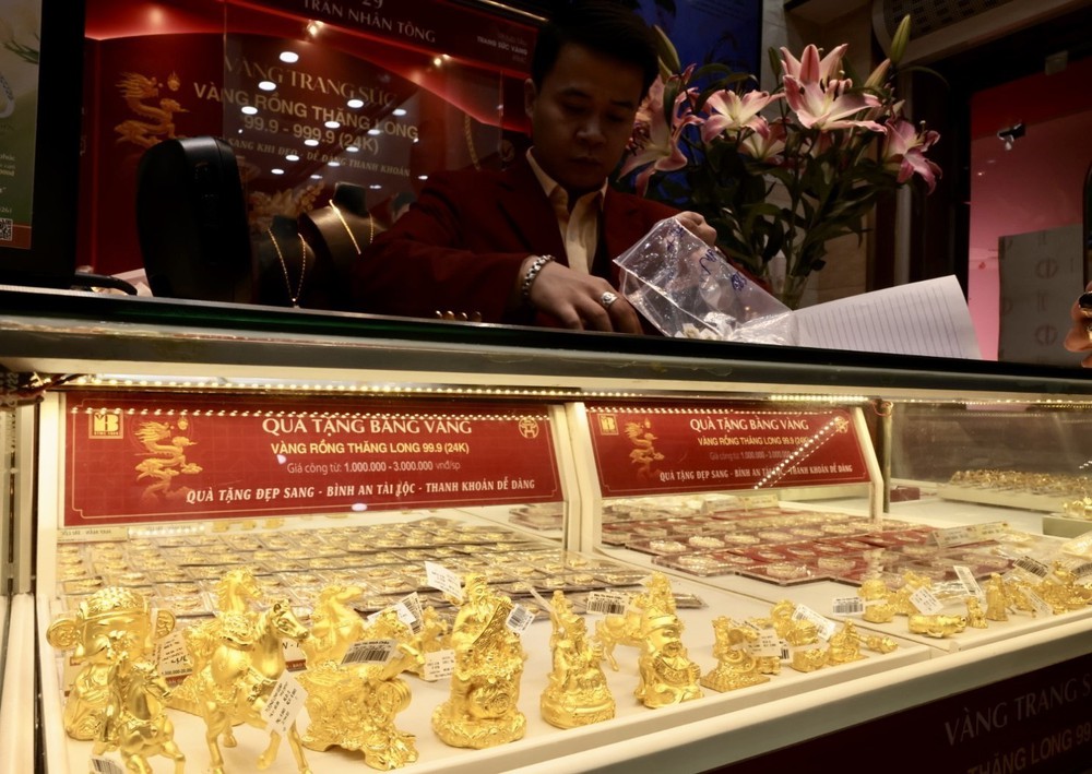 Mua vàng cầu may “Ngày vía Thần Tài” 2026 - Ảnh 5. Mua vàng cầu may “Ngày vía Thần Tài” 2026 - Ảnh 5.