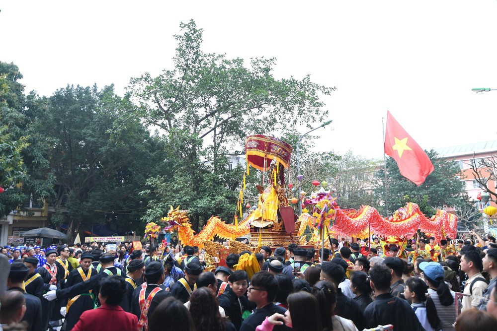  Rộn ràng Lễ hội làng Triều Khúc - Ảnh 1.