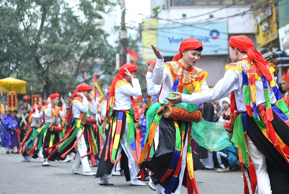 Về Triều Khúc xem trai giả gái trong điệu múa cổ - Ảnh 17. Về Triều Khúc xem trai giả gái trong điệu múa cổ - Ảnh 17.
