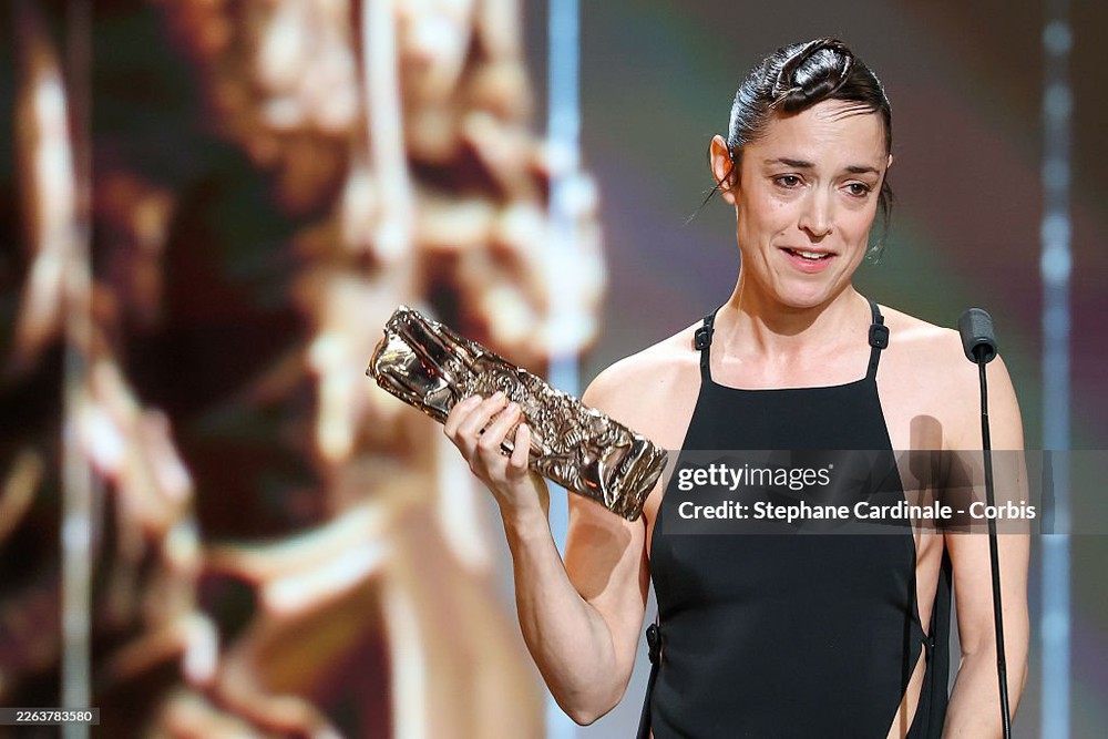 Giải César năm 2026: "L'Attachement" thắng giải Phim hay nhất - Ảnh 6. Giải César năm 2026: "L'Attachement" thắng giải Phim hay nhất - Ảnh 6.