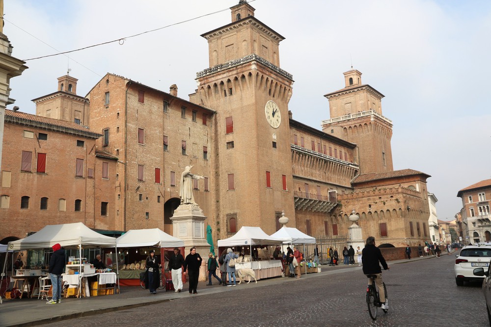 Khám phá Ferrara - thành phố Phục hưng tại miền Bắc Italy - Ảnh 3.