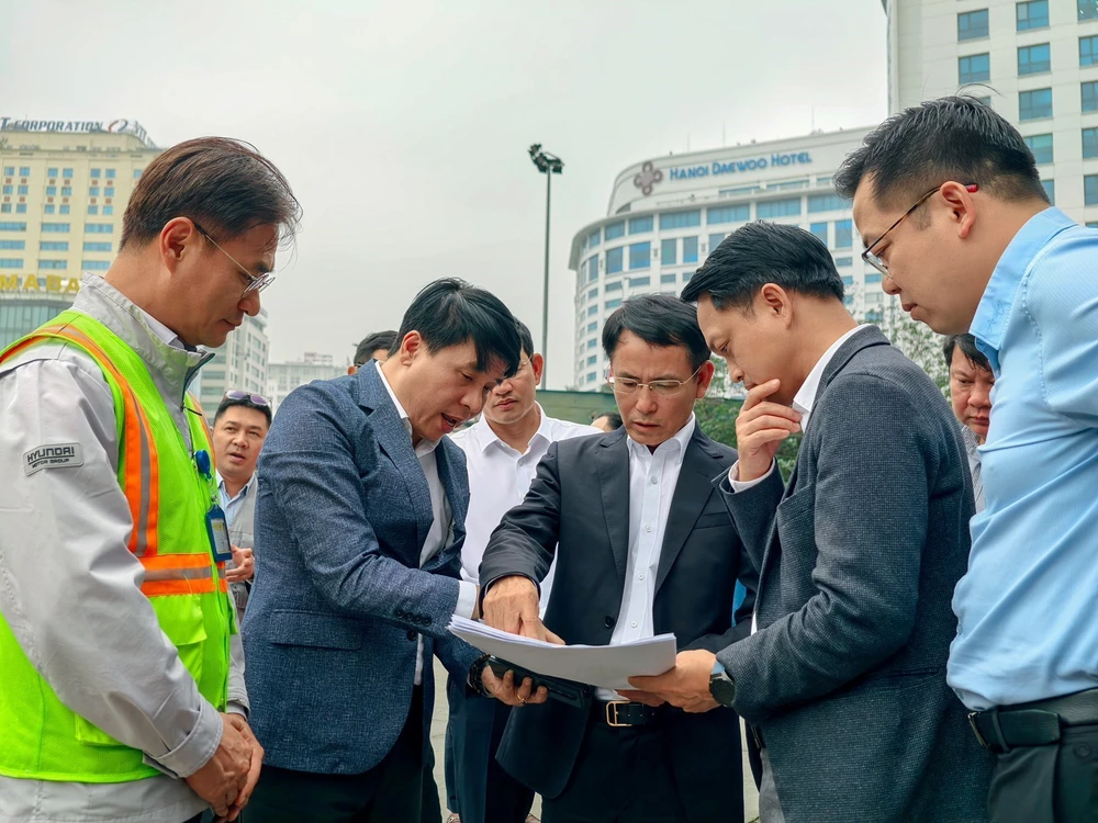 Metro Nhổn – Ga Hà Nội tăng tốc đoạn ngầm: Hoàn thiện đến đâu, trả lại mặt bằng đến đó - Ảnh 3.