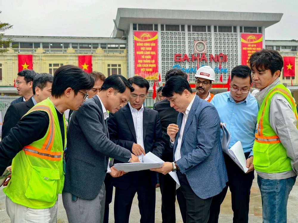 Metro Nhổn – Ga Hà Nội tăng tốc đoạn ngầm: Hoàn thiện đến đâu, trả lại mặt bằng đến đó - Ảnh 4.