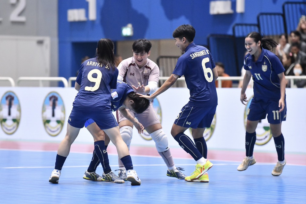 Thất bại trước Thái Lan, ĐT futsal nữ Việt Nam chính thức tranh hạng ba tại Giải vô địch nữ Đông Nam Á - Ảnh 2.