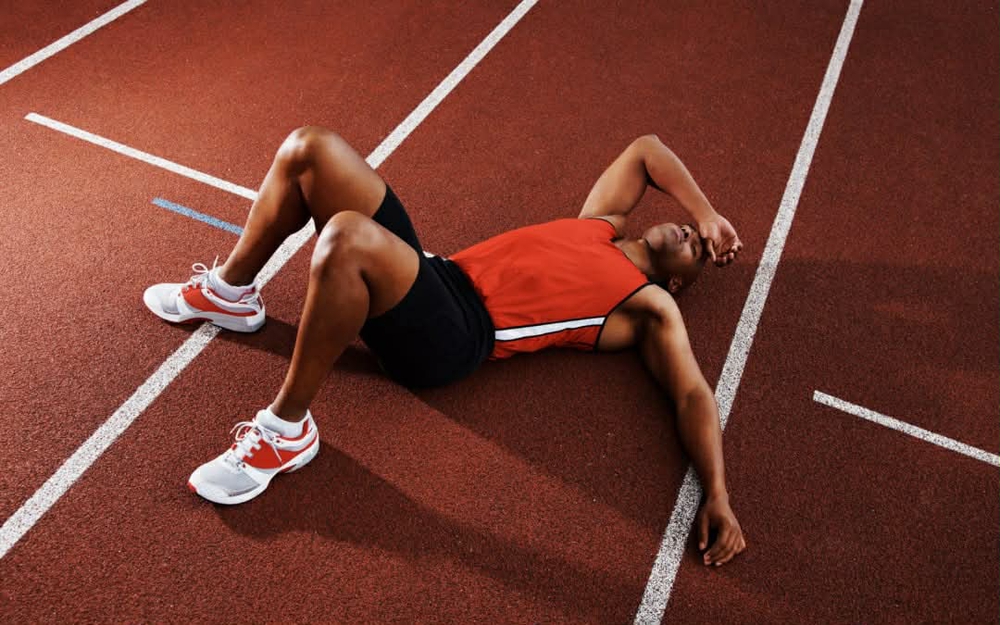 Giấc ngủ là phòng thí nghiệm sinh học của nhà vô địch thể thao! - Ảnh 2.