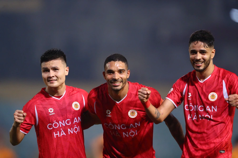 Tin nóng bóng đá Việt hôm nay 1/3: Thủ môn U23 Việt Nam mong sớm tăng cân; CAHN thắng 7 trận liền ở V-League - Ảnh 3.