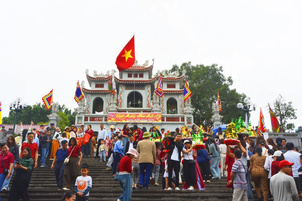 Tưng bừng Khai hội Đền Bà Chúa Kho - Ảnh 4. Tưng bừng Khai hội Đền Bà Chúa Kho - Ảnh 4.