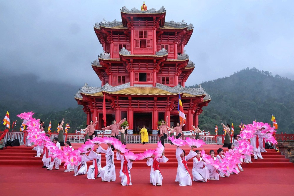 Khai hội Xuân Tây Yên Tử 2026 - Lan tỏa giá trị di sản, khơi dậy khát vọng hòa bình và phát triển - Ảnh 4.