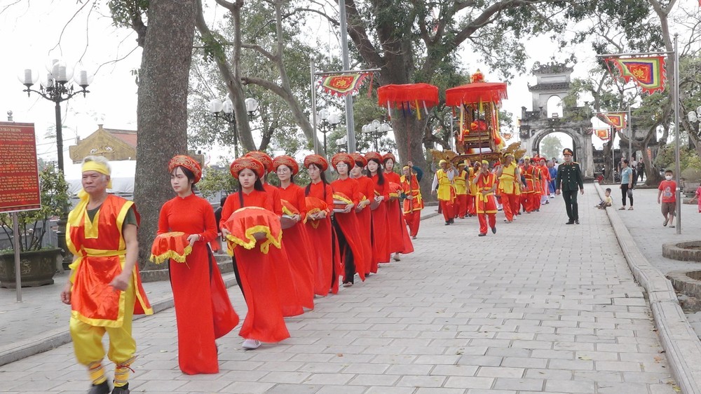 Lễ Phát lương Đức Thánh Trần 2026 - Ảnh 6. Lễ Phát lương Đức Thánh Trần 2026 - Ảnh 6.