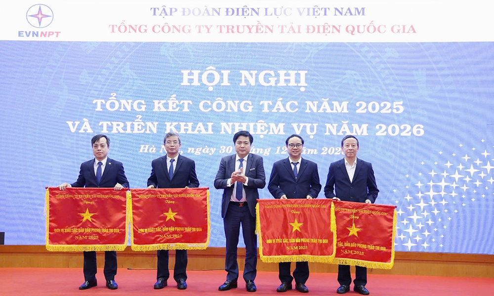 Đảng bộ Tổng công ty Truyền tải điện Quốc gia giữ vững niềm tin theo Đảng - Ảnh 2. Đảng bộ Tổng công ty Truyền tải điện Quốc gia giữ vững niềm tin theo Đảng - Ảnh 2.