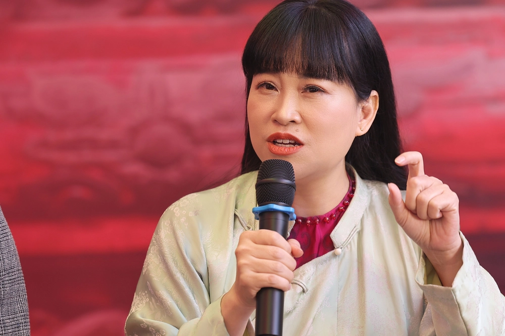 "XẨM TRONG CÕI ĐỜI": HÀNH TRÌNH 30 NĂM CỦA MAI TUYẾT HOA VÀ TIẾNG LÒNG GỬI GIỮA PHỐ PHƯỜNG - Ảnh 2.