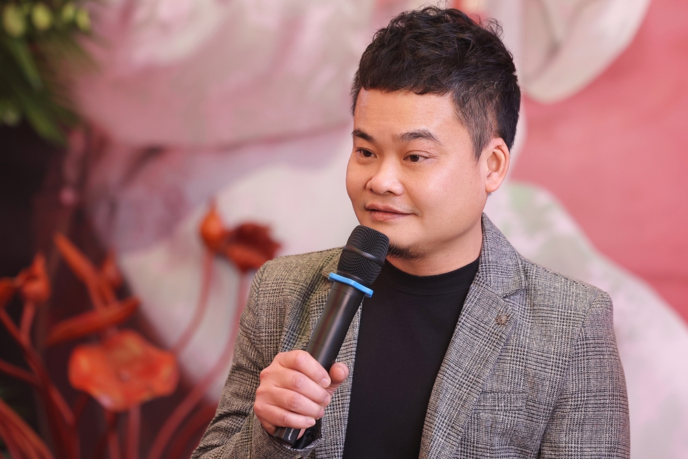 "XẨM TRONG CÕI ĐỜI": HÀNH TRÌNH 30 NĂM CỦA MAI TUYẾT HOA VÀ TIẾNG LÒNG GỬI GIỮA PHỐ PHƯỜNG - Ảnh 3.