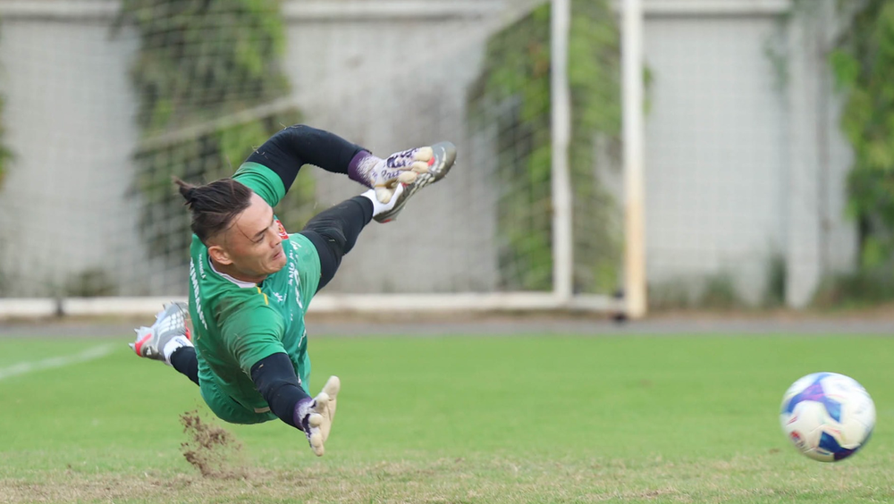 HLV Lê Huỳnh Đức đang thành công với cầu thủ Việt kiều - Ảnh 3. HLV Lê Huỳnh Đức đang thành công với cầu thủ Việt kiều - Ảnh 3.