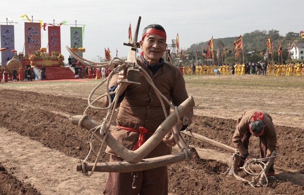 Bảo tồn và phát huy không gian lễ hội Tịch điền - Đọi Sơn - Ảnh 2.