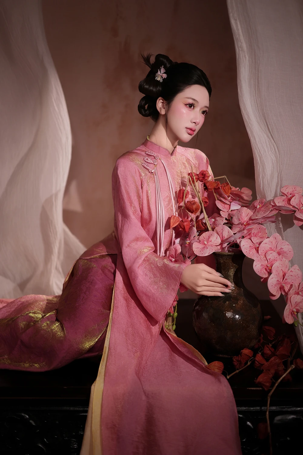 Á khôi Thanh Hương dịu dàng với dài truyền thống đón Tết - Ảnh 2.