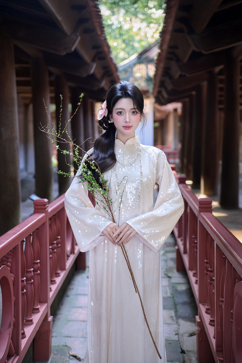 Á khôi Thanh Hương dịu dàng với dài truyền thống đón Tết - Ảnh 5.