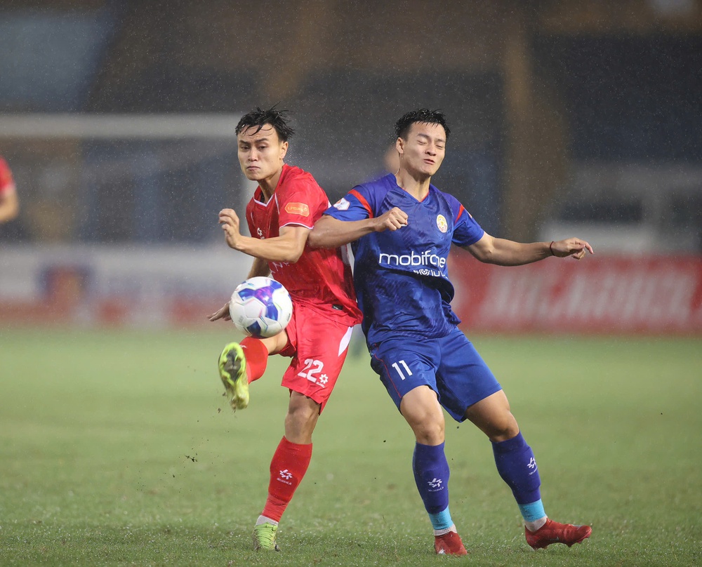 Sau hào quang U23 châu Á, học trò HLV Kim Sang Sik đối diện thực tại khắc nghiệt V-League   - Ảnh 2.